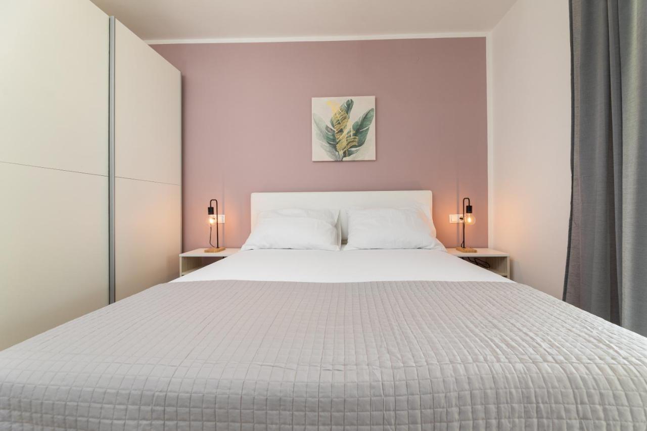Apartments Vjeko Крк Екстер'єр фото