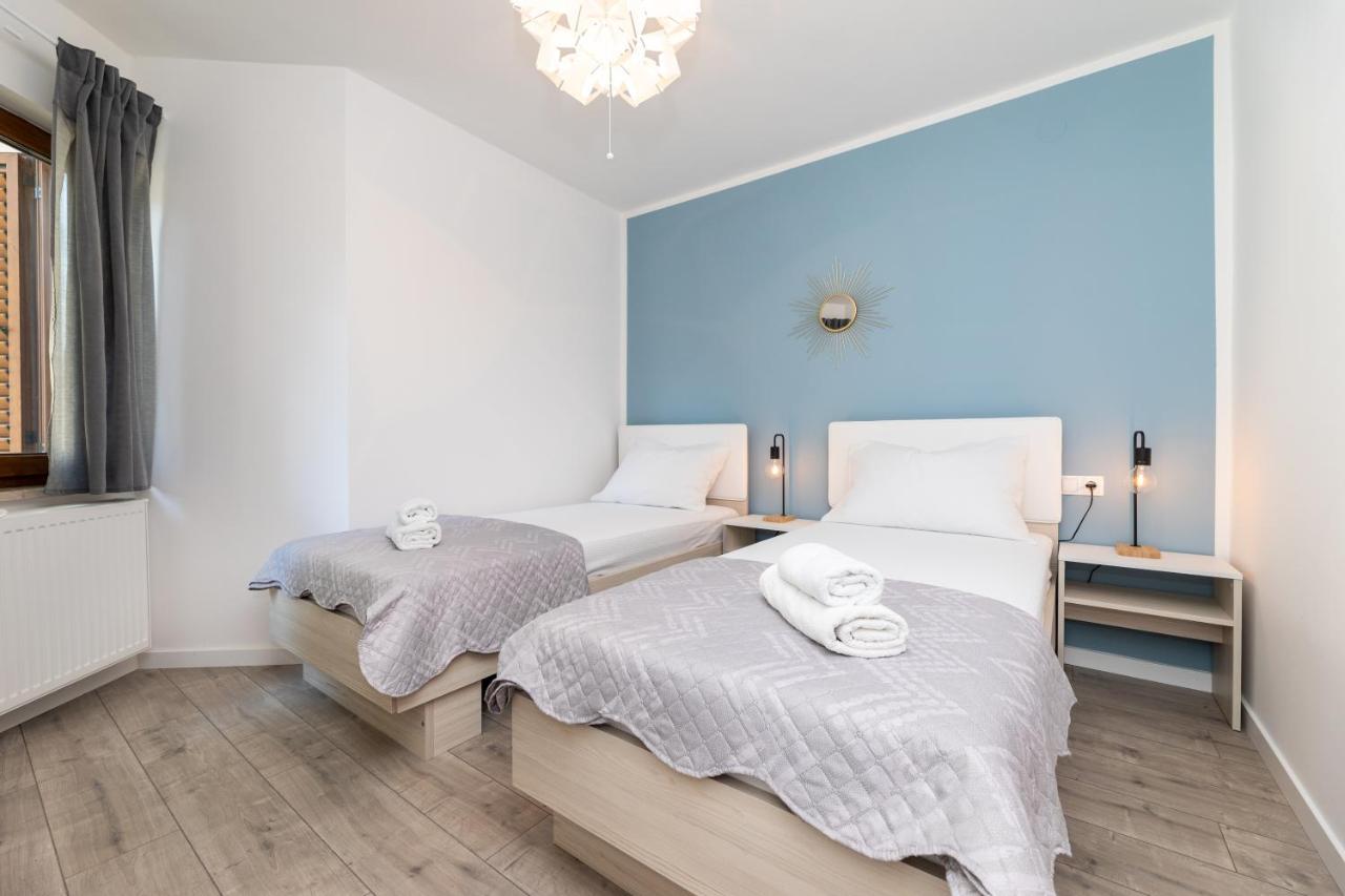 Apartments Vjeko Крк Екстер'єр фото